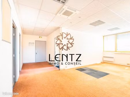 local commercial 100 m² manosque