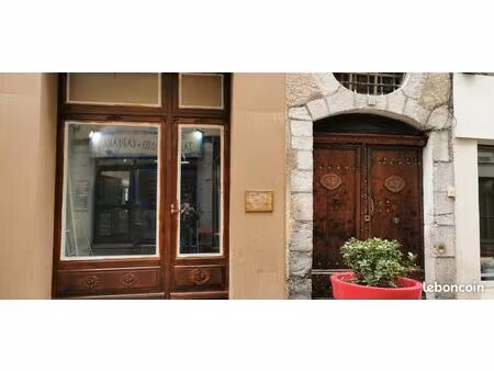 local commercial + reserve + wc