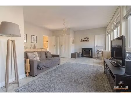 maison à louer avec garage et terrasse   waterloo (vbe34789)