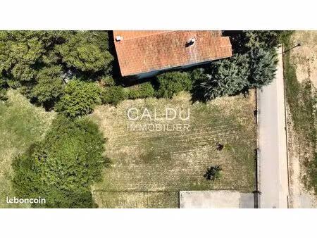 terrain 591 m² upaix