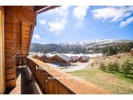 chalet 7 pièces 240 m²