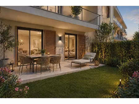 vente appartement 1 pièce 47 m² aix-en-provence (13100)