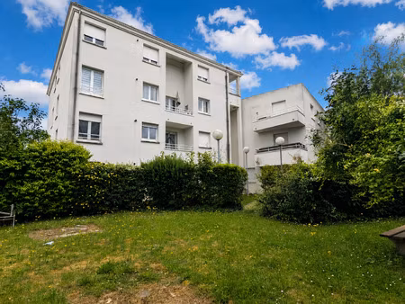 4 pièces de 88 m2 - 3 chambres - parking en sous-sol - aucun