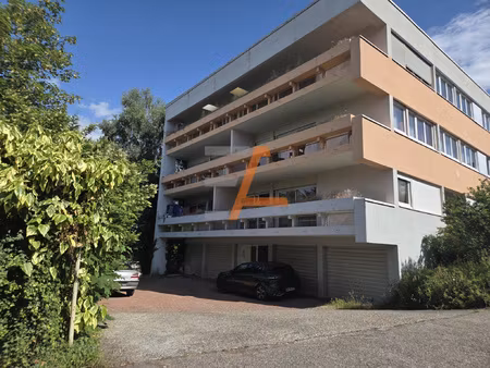 proche fauriel f2 de 33m2 avec terrasse de 13m2