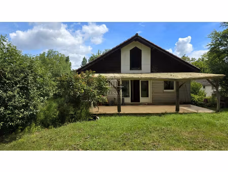 maison t5 - 140m2 proche centre ville avec terrain de 900m2