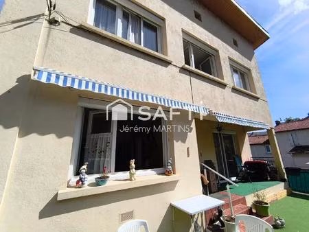 maison familiale avec studio indépendant