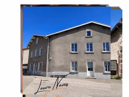 tombez sous le charme de cette grande propriété avec sa petite maison annexe  parfaite pou