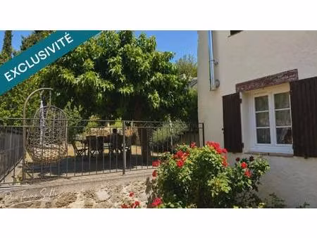 maison de village avec jardin  terrasse  annexes et stationnement