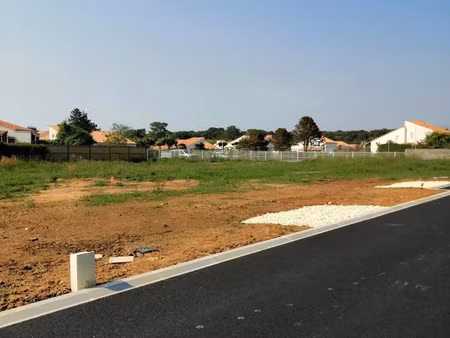 vente terrain 560 m² la brède (33650)