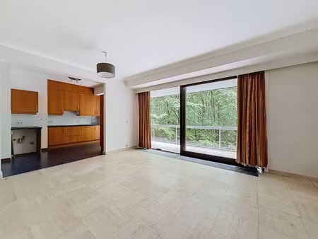 appartement à louer avec garage et terrasse   uccle (vbe34808)
