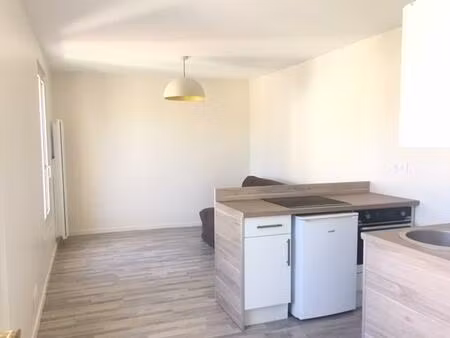 appartement 2 pièces - 33m² - rueil malmaison - location meublé