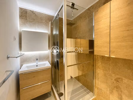 a louer : appartement frejus 2 pièces 46 m² - frejus