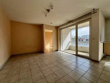 t2 41.44m² a louer grenoble