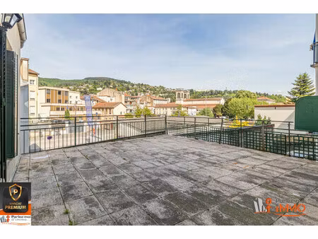 hyper centre tarare immeuble 5 logements + local d'activité