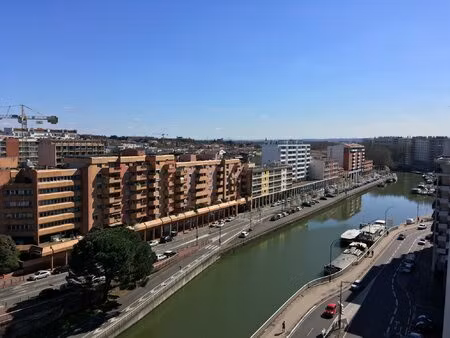 toulouse halle aux grains appartement meuble t5 de 102 m²
