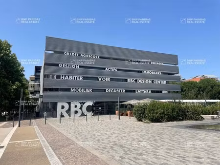 location bureaux 246 m² à 1 018 m²