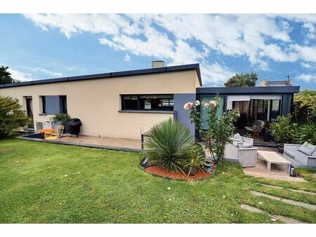 à vendre plouguerneau maison contemporaine de plain-pied de 107 m2 prestations soignées