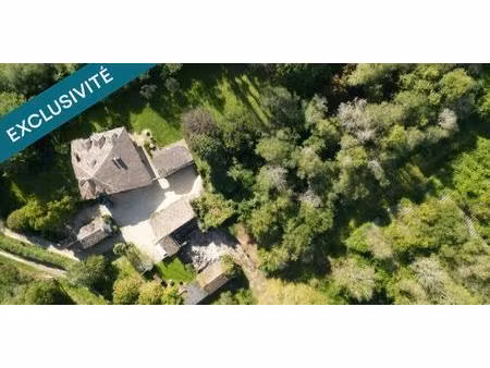 maison de maitre du xviii siècel sur 8000 m2 de terrain