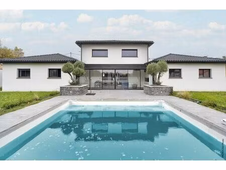 villa contemporaine meublée d'exception avec piscine  grand g
