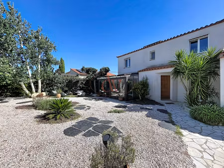 maison 4 chambres de 137 m2 avec jardin zen de 555m - polles