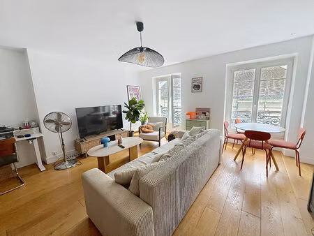 magnifique 2 pièces au coeur de montmartre - 58 79m²