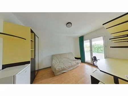 studio meuble