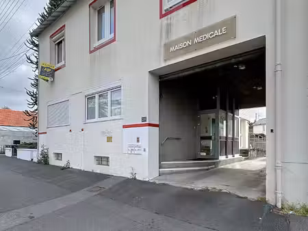 local nantes 121.50 m2