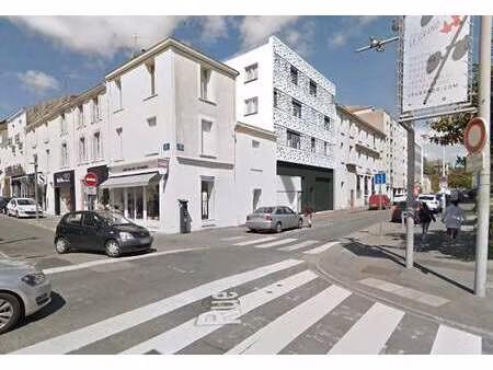 location appartement 2 pièces meublé à la roche-sur-yon (85000) : à louer 2 pièces meublé 