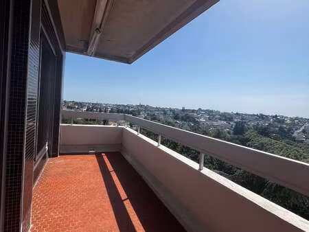 location appartement 3 pièces à nantes (44000) : à louer 3 pièces / 76m² nantes