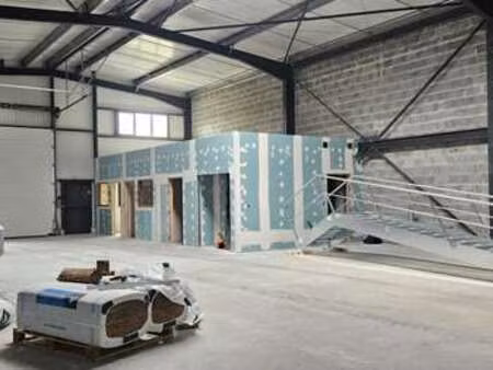 location bureaux et commerces à paulx (44270) : à louer / paulx