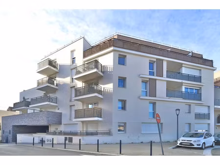 location appartement 2 pièces 48 m² à fontenay-le-fleury (78330)  997 €