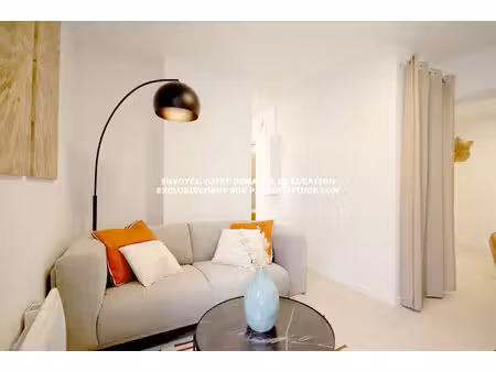 location meublée appartement 2 pièces 30 m² à les lilas (93260)  1 250 €