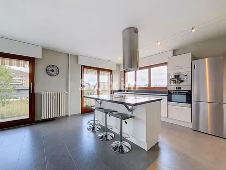 location appartement 3 pièces 80.1 m² à thonon-les-bains (74200)  1 400 €