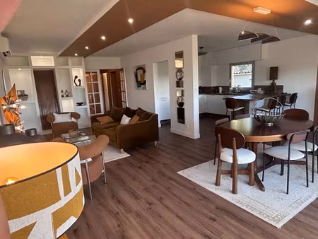 location meublée appartement 4 pièces 102 m² à villeneuve-les-avignon (30400)  1 760 €
