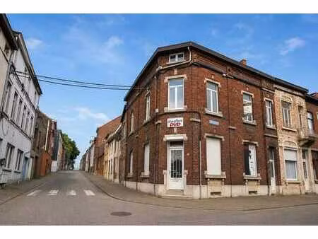 immeuble mixte à rénover – commerce + habitation – fort pote