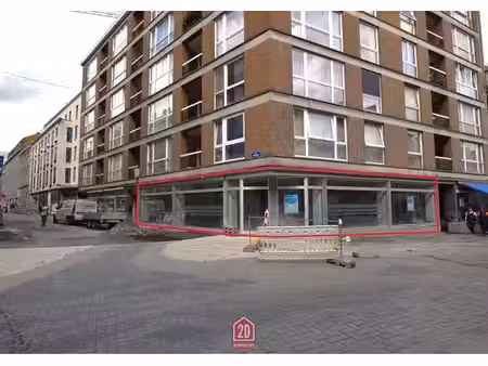 bonnivers - 2d : rez-de-chaussée commercial de ±180m²  au co