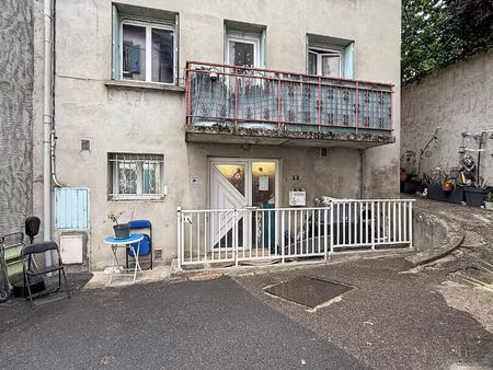 maison de ville centre chalamont  76 m2  3 chambres  jardin non attenant