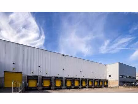 entrepôt logistique à louer au centre logistique de mechele