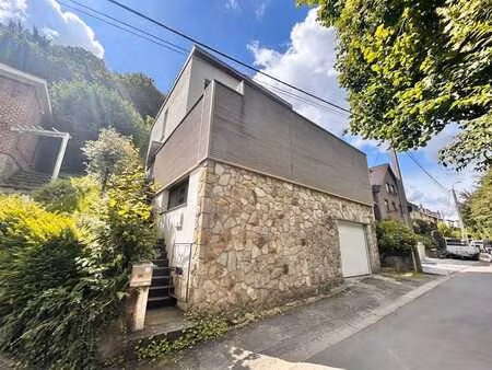 maison 4 façades avec jardin et grande terrasse