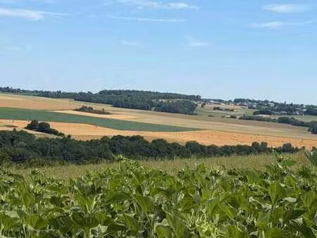 terrain à bâtir sis au calme dans le village de inzemont.