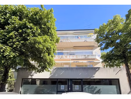 location locaux professionnels 0 pièces 119 m² à saint-maur-des-fosses (94100)  2 594 €