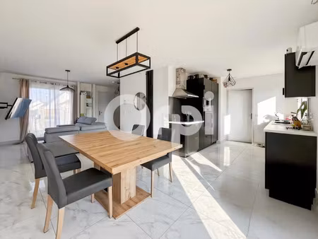 location maison 4 pièces 95 m² à courcelles-sur-seine (27940)  1 280 €