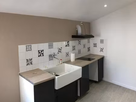 location maison 3 pièces 60 m² à melle (79500)  685 €
