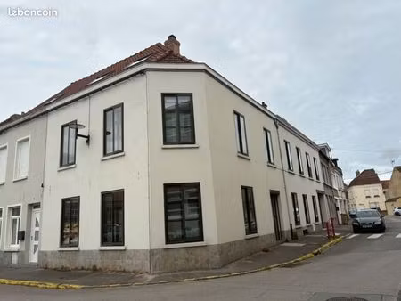 maison 9 pièces 197 m²