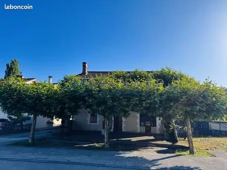 maison 6 pièces 215 m²