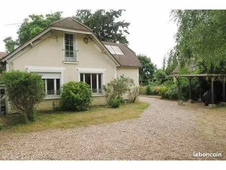 maison 4 pièces 95 m²