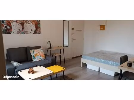 brest  t1 meublé 26 m² - secteur recouvrance  1er étage  calme  côté jardin