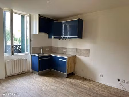 t2 proche centre firminy