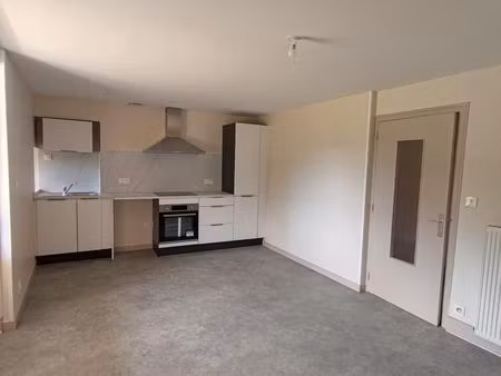 appartement 3 pièces 102 m²
