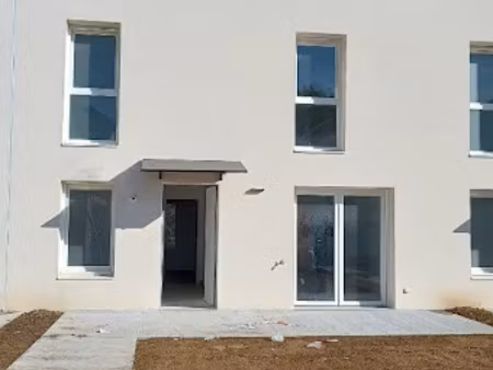 location maison 4 pièces 86.5 m² à benouville (14970)  995 €